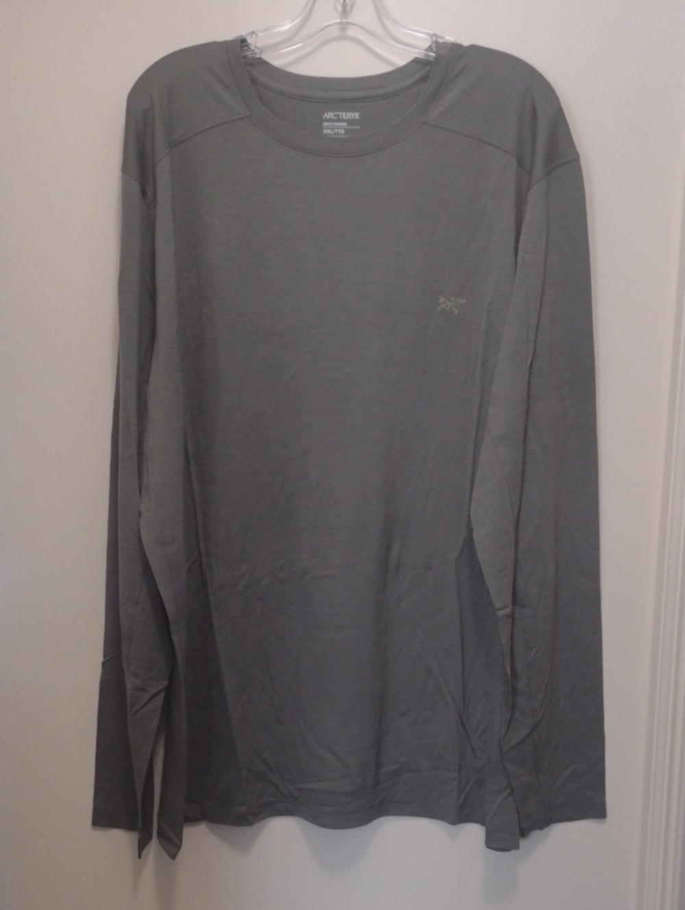 Arc'teryx Men's Gray Long Sleeve Shirt (J732)